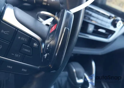 2021 Toyota Highlander Platinum z USA, uszkodzony, nr VIN 5TDFZRBH5MS138398